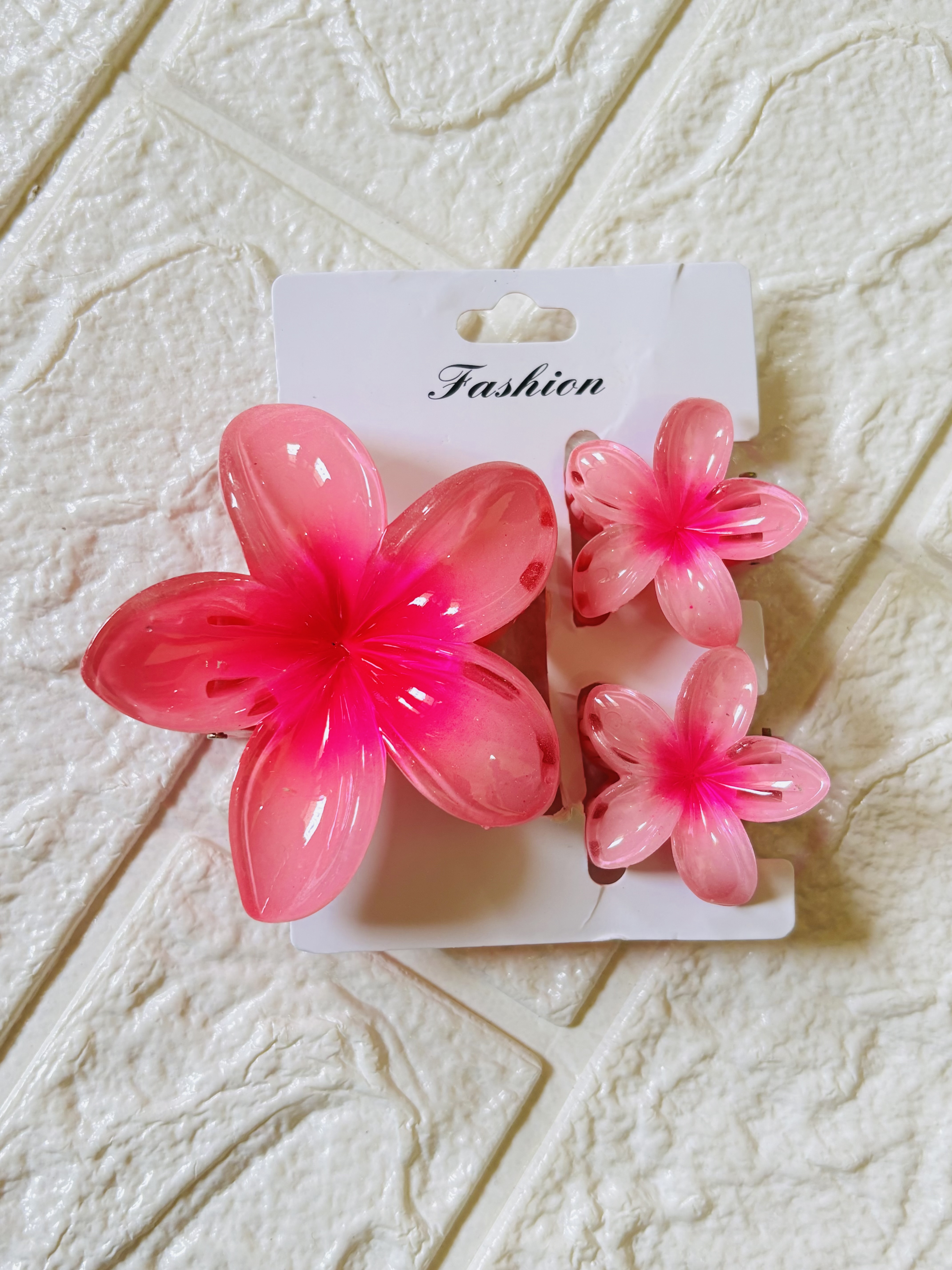 3 in 1 Daisy Claw (Pink)