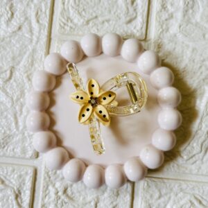 Flower Claw (Yellow)