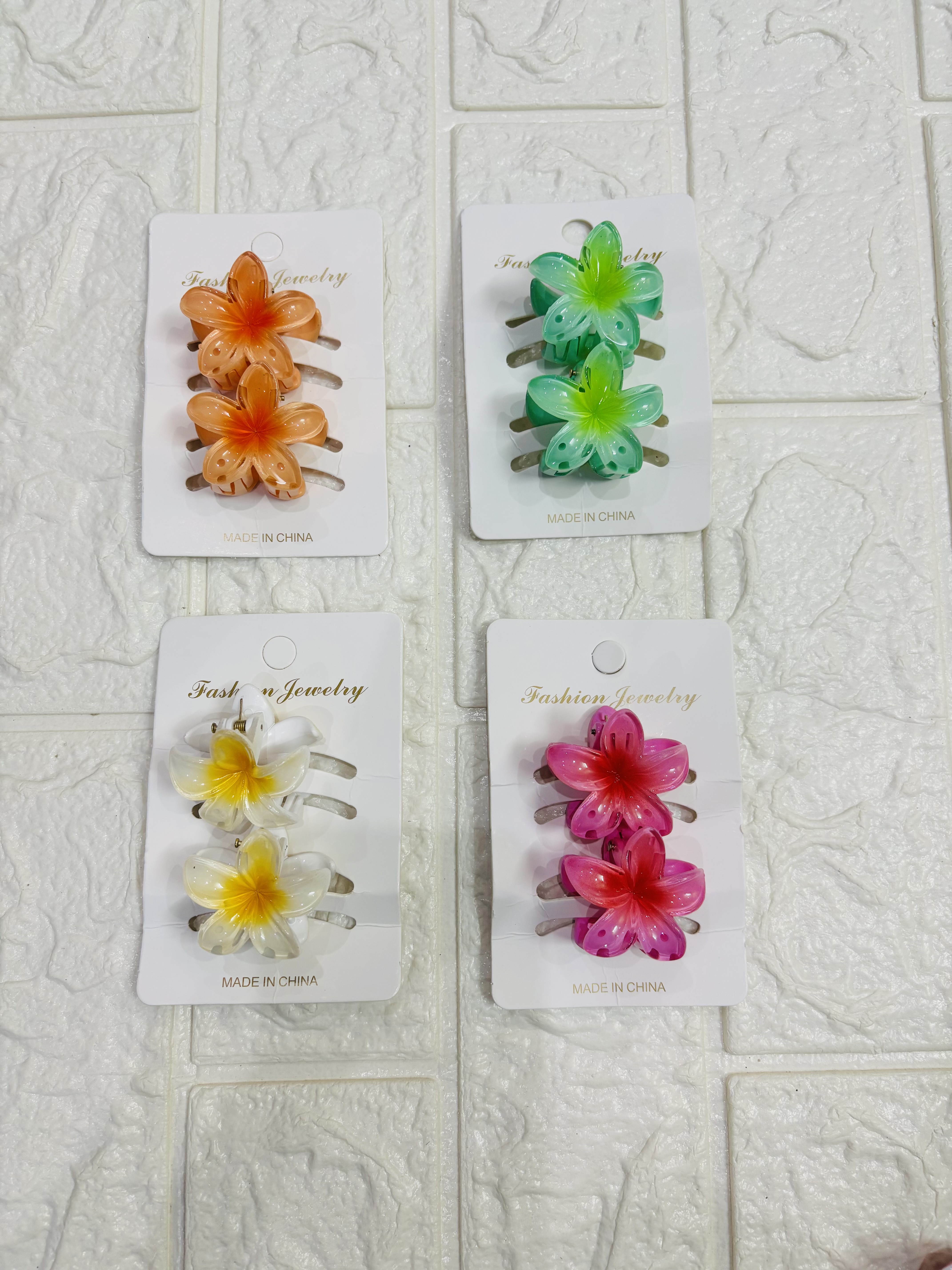 2 in 1 Daisy Claws Card