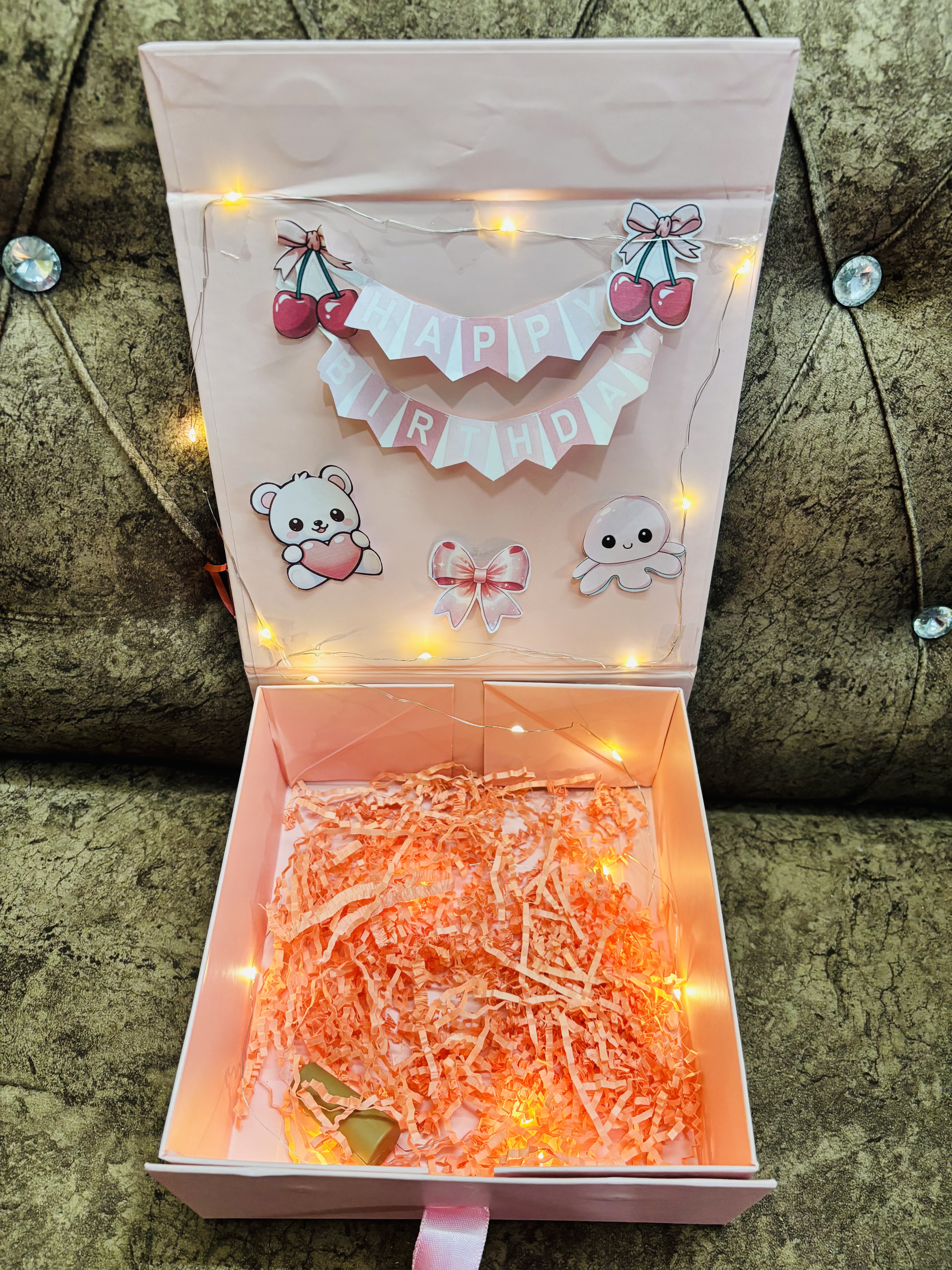 Luxury Gift Box with Light(add products worth ₹999 atleast becuz the box is big in size)